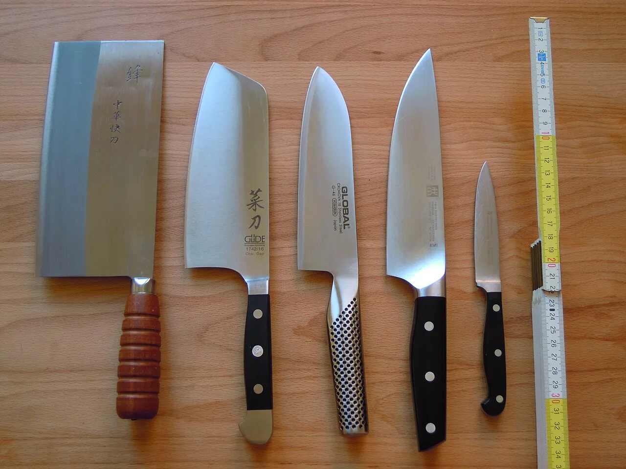 Cuchillos de cocina: los tres que necesitas y cómo mantener el filo